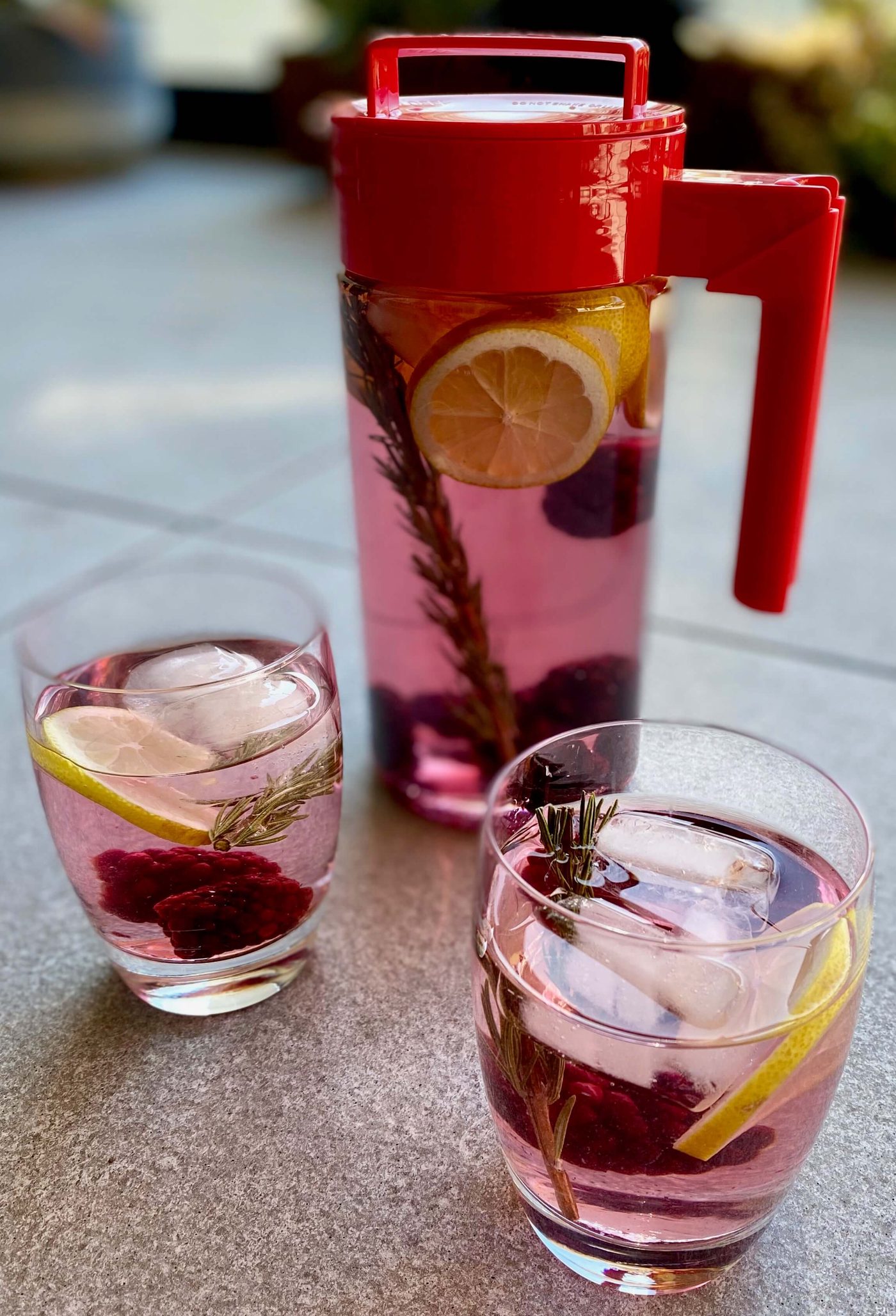 Boysenberry and Rosemary Infused Water - A delicious recipe for gestational diabetes