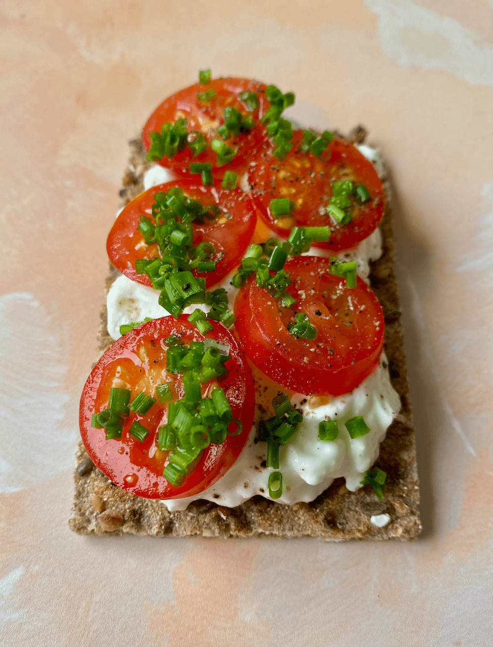 Cottage Cheese, Tomato and Chive Ryvitas